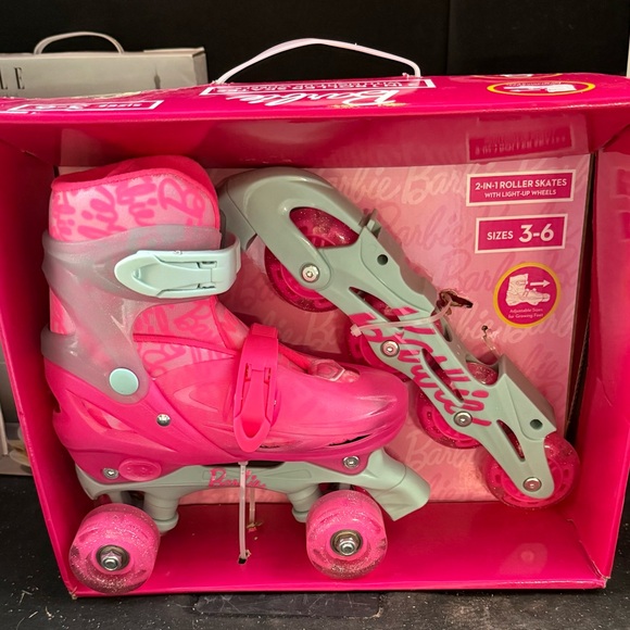 Barbie Other - Barbie 2 in 1 Light Up Adjustable Roller Skates & Roller Set